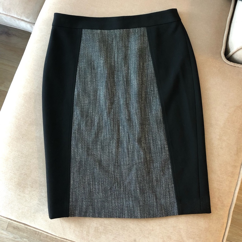 Halogen Black & Gray Pencil Skirt